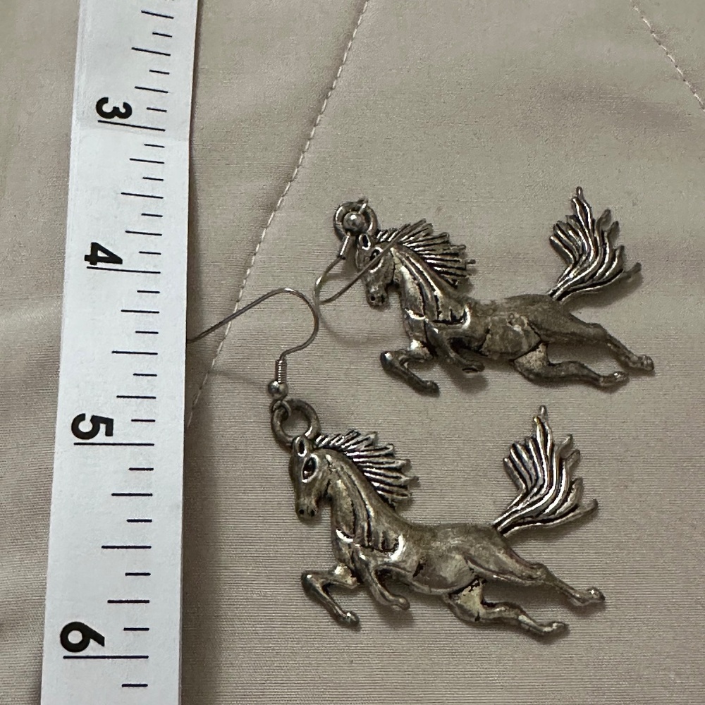 2/$15 Handmade – NWOT – stainless steel hook earrings w/galloping horse charm - Picture 3 of 3